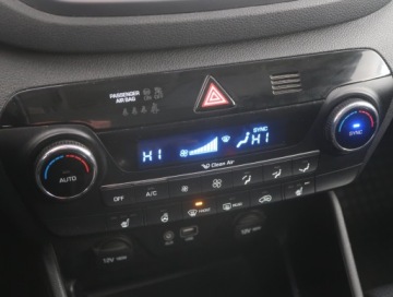 Hyundai Tucson III SUV 1.6 T-GDI 177KM 2015 Hyundai Tucson 1.6 T-GDI, Salon Polska, zdjęcie 11
