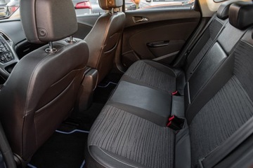 Opel Astra J Sedan 1.4 Turbo ECOTEC 140KM 2018 OPEL ASTRA J 1.4 Turbo LPG 140PS Salon Polska Zadbana Bezwyadkowa Gwarancja, zdjęcie 7