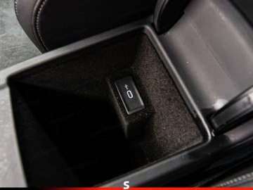 Volkswagen Arteon Fastback 2.0 TDI 150KM 2020 VOLKSWAGEN Arteon 2.0 TDI R-Line DSG Sedan 150KM 2020, zdjęcie 20