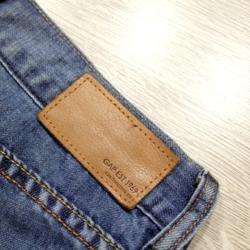 GAP _ MODNE JEANSOWE SPODENKI Z LOGO _ M/L