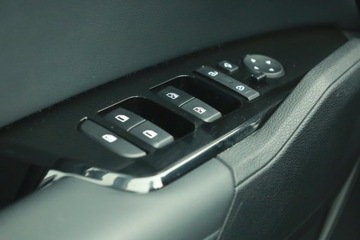 Kia Sportage V SUV 1.6 T-GDI HEV 230KM 2023 Kia Sportage 1.6 T-GDI HEV, Salon Polska, zdjęcie 23