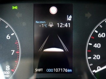 Toyota Yaris IV Hatchback 1.0 VVT-i 72KM 2021 Toyota Yaris NAVI KRAJOWY BEZWYPADKOWY, zdjęcie 30