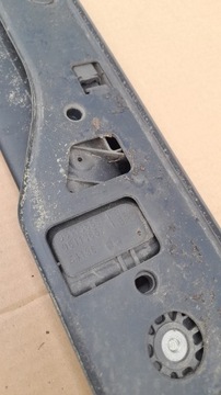 CHRYSLER TOWN COUNTRY V 10-20 STŘEŠNÍ NOSIČ STŘEŠNÍ LEVÝ PRAVÝ USA