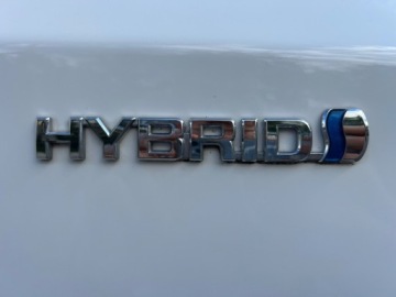 Toyota Prius III Hatchback 1.8 HSD 136KM 2010 Toyota Prius HYBRYDA 136 KONI LEDY AUTOMAT KLIMATRONIC EL.SZYBY SERIWSOWANY, zdjęcie 15