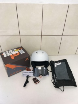 ZESTAW KASKU NARCIARSKIEGO ODOLAND