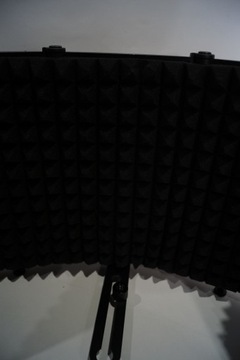 Z137 МИКРОФОННЫЙ ФИЛЬТР НАСТЕННЫЙ