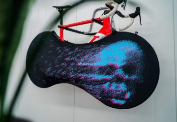 Чехол на велосипедное колесо VELOSOCK Glitch