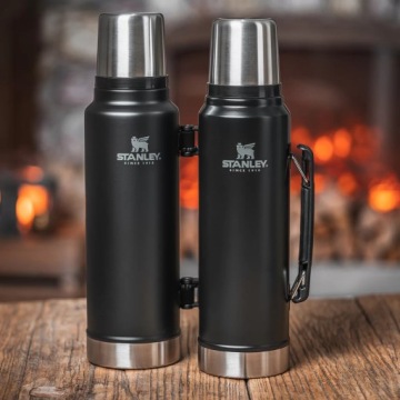 Стальной термос ЛЕГЕНДАРНЫЙ КЛАССИК - черный 1л / Stanley