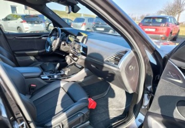 BMW X3 G01 SUV 2.0 20d 190KM 2018 BMW X3 BMW X3 xDrive20d Luxury Line sport 2.0 Diesel 190KM, zdjęcie 9