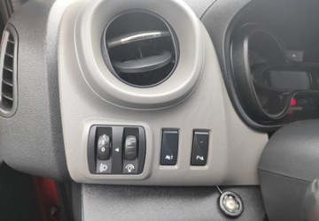 Renault Trafic III Furgon 1.6 dCi 120KM 2019 Renault Trafic Renault Trafic 2019r 1.6 120 KM 9-osobowy Zarejestrowany 1.6, zdjęcie 17