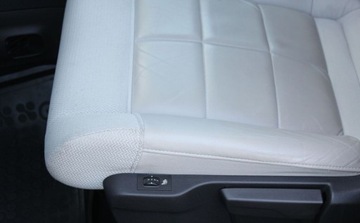 Citroen C4 Cactus Crossover Facelifting 1.2 PureTech 131KM 2018 Citroen C4 Cactus Shine Salon PL Od RiA 1.2 Benzyna 130KM, zdjęcie 15