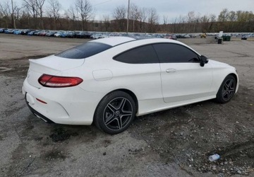 Mercedes Klasa C W206 Limuzyna 2.0 300 258KM 2022 Mercedes-Benz Klasa C Auta z USA - Zapytaj o wiecej ofert 2.0 Benzyna, zdjęcie 6