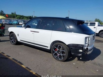 Rolls-Royce 2021 Rolls-Royce Cullinan 2021 6.7l 6.7 Benzyna 563KM, zdjęcie 3