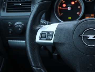 Opel Zafira B 1.7 CDTI ecoFLEX 125KM 2011 Opel Zafira 1.7 CDTI, 7 miejsc, Klima, Tempomat, zdjęcie 19