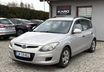 Hyundai i30 I CW Facelifting 1.4 DOHC 109KM 2010 Hyundai i30 Polski salon 1.4 Benzyna 109KM, zdjęcie 1