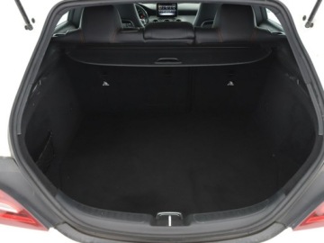 Mercedes CLA C118/X118 2019 Mercedes CLA 180 automat full LED skóra/alcantara, zdjęcie 19