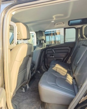 Land Rover Defender IV (L663) 90 3.0D R6 200KM 2025 Land Rover Defender Land Rover DEFENDER 110 3.0D I6 200PS AWD AUTO S 110 3, zdjęcie 16