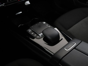 Mercedes CLA C118/X118 Shooting Brake 2.0 200d 150KM 2021 Mercedes CLA 200 automat full LED navi klima auto, zdjęcie 28