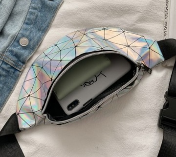 ПОЯСНАЯ СУМКА С МЕТАЛЛИЧЕСКОЙ ГОЛОГРАММОЙ