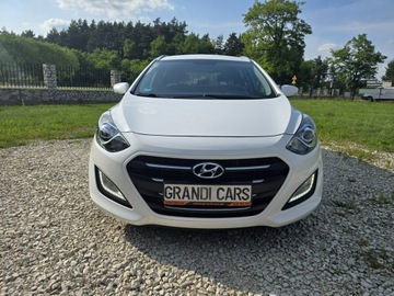 Hyundai i30 II Wagon Facelifting 1.6 CRDi 136KM 2015 Hyundai i30 1.6 CRDi 136KM # Duża Navi #, zdjęcie 25