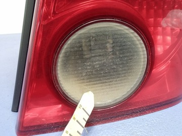 DAIHATSU YRV SVĚTLO ZADNÍ PRAVÁ