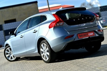 Volvo V40 II Hatchback Facelifting 2.0 D2 120KM 2016 Volvo V40 Iscription LiFT Full Led Digital Skóra, zdjęcie 1