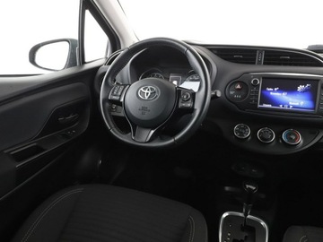 Toyota Yaris III Hatchback 5d Facelifting 2017 1.5 Dual VVT-iE 111KM 2017 Toyota Yaris automat grzane fotele kamera, zdjęcie 15