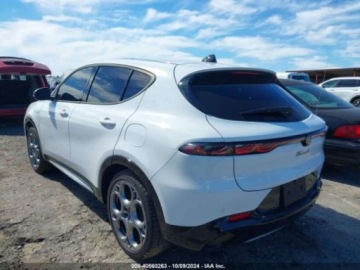 Alfa Romeo 2024 Alfa Romeo Tonale ti, 2024r., 4x4, 1.3L 1.3 Benzyna 180KM, zdjęcie 3