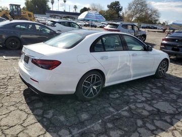 Mercedes Klasa E W214 2023 Mercedes-Benz Klasa E 350 2023 2.0l 2.0 Benzyna 255KM, zdjęcie 3
