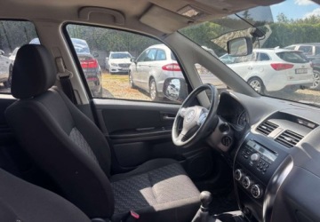 Suzuki SX4 I Hatchback 1.6 i 16V VVT 107KM 2008 Suzuki SX4 Polski salon 1.6 Benzyna 107KM, zdjęcie 10