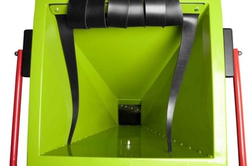 Бензиновый измельчитель дисков.