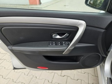 Renault Laguna III Grandtour Phase II 2.0 16v E85 eco2 140KM 2015 Renault Laguna Navi, KlimaTronik, Elektryka, Pdc,, zdjęcie 17