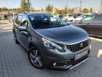 Peugeot 2008 I SUV Facelifting 1.2 PureTech 110KM 2019 Peugeot 2008 Automat Klimatronik Komputer Tempomat 1.2 Benzyna 110KM, zdjęcie 2