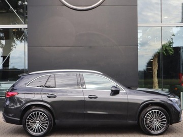 Mercedes GLC C254/X254 Coupe 2.0 200 204KM 2025 MERCEDES-BENZ GLC 200 4-Matic AMG Line 2.0 (204KM) 2025, zdjęcie 2