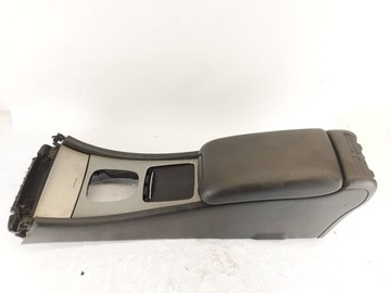 Ящик для хранения в центральном подлокотнике Mercedes W203 C-Class (CL203) Купе