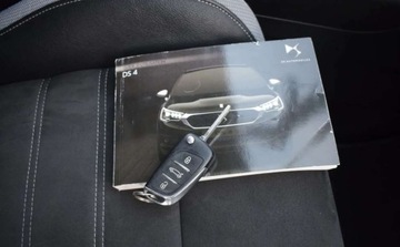 DS 4 I Hatchback Facelifting 2015 1.2 PureTech 131KM 2016 Citroen DS4 Citroen DS4 1.2 Benzyna 130KM, zdjęcie 19