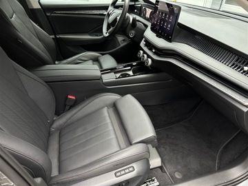 Skoda Superb III Kombi Facelifting 1.5 TSI 150KM 2024 Skoda Superb 1.5TSI 150KM Selection DSG l LED Matr, zdjęcie 7