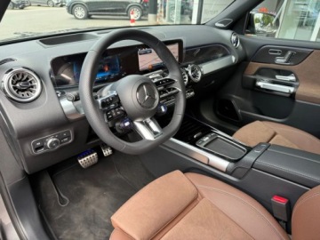Mercedes GLB SUV AMG 35 2.0 306KM 2025 Mercedes-Benz GLB GLB35 AMG Premium Plus - Hak - Burmester 2.0 Benzyna, zdjęcie 9