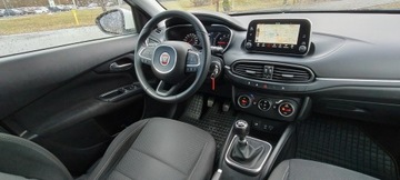 Fiat Tipo II Hatchback 1.4 T-Jet LPG 120KM 2018 Fiat Tipo Bogata wersja lounge., zdjęcie 8