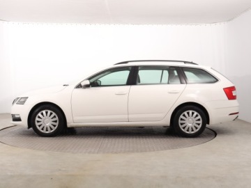 Skoda Octavia III Kombi Facelifting 2.0 TDI 150KM 2020 Skoda Octavia 2.0 TDI, Salon Polska, zdjęcie 2