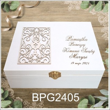 Сувенир к Первому причастию, деревянная шкатулка с гравировкой.