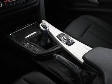 BMW Seria 3 F30-F31-F34 Limuzyna 2.0 318d 143KM 2015 BMW 3GT bi-xenon/LED skóra navi klima auto, zdjęcie 27
