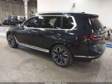 BMW X7 2025 BMW X7 2025 BMW X7 XDRIVE40I 3.0 Benzyna 375KM, zdjęcie 2