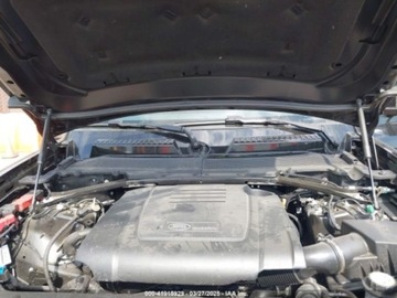 Land Rover Defender IV (L663) 2025 Land Rover Defender 110 P300 2025 2.0l 2.0 Benzyna 296KM, zdjęcie 8