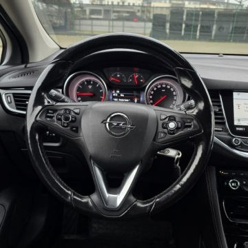 Opel Astra J GTC 1.4 Turbo ECOTEC 140KM 2016 Opel Astra K 1.4 Turbo Cosmo, zdjęcie 25