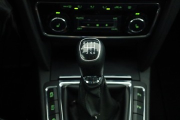 Skoda Superb II Outdoor 1.6 TDI CR DPF 105KM 2014 Skoda Superb 1.6 TDI, Skóra, Klima, Klimatronic, zdjęcie 12