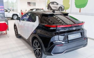 Toyota C-HR II 2023 Toyota C-HR 2.0 Hybrid Dynamic Force GR Sport Premiere Edition 2.0 Hybryda, zdjęcie 3