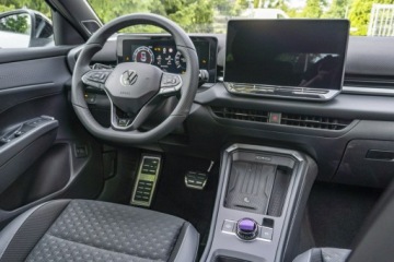 Volkswagen T-Roc I SUV Facelifting 1.5 TSI ACT 150KM 2026 Volkswagen T-Roc Wersja R-Line 1.5 eTSI 150 KM DSG, zdjęcie 26