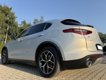 Alfa Romeo Stelvio SUV Facelifting 2.0 Turbo 280KM 2021 ALFA ROMEO STELVIO 280KM TI | MoonlightPearl | Polski Salon | Mały przebieg, zdjęcie 15