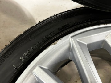 COROLLA E21 KOLA RÁFKY HLINÍK Z ČIDLY PNEUMATIKY 225/45R17 KOMPLET